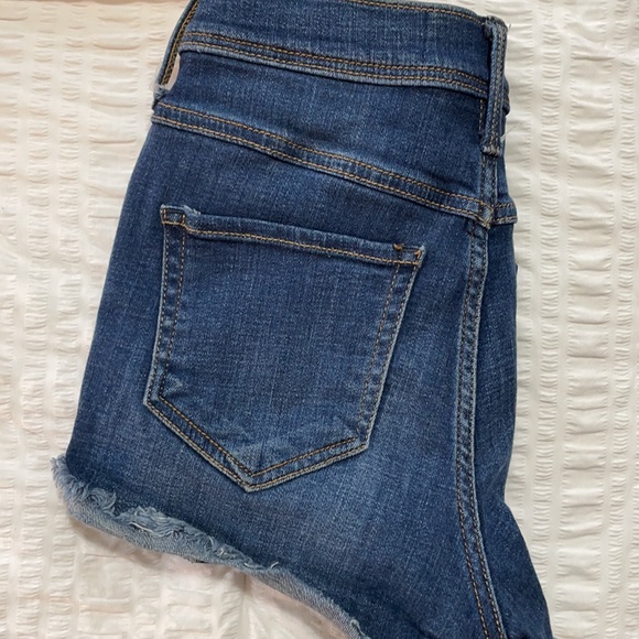 Dark denim high waisted shorts - Picture 4 of 4